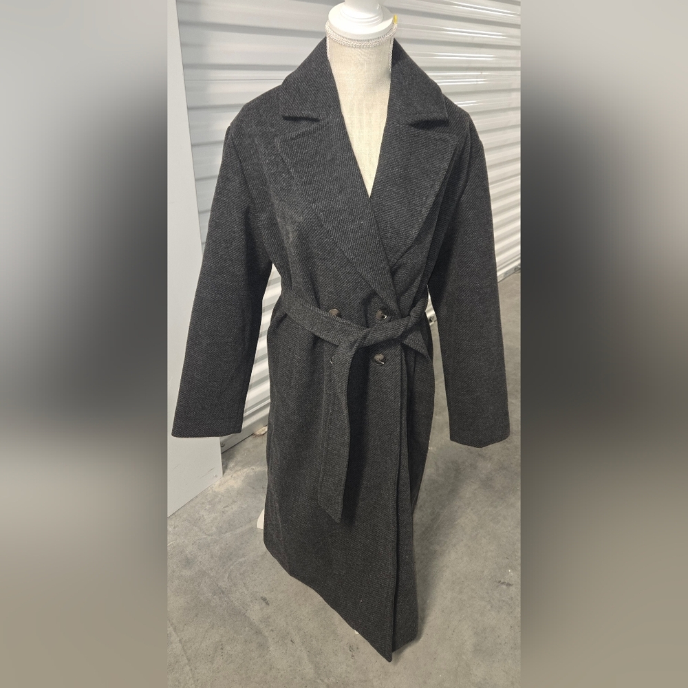 Charcoal Textured Coat - M